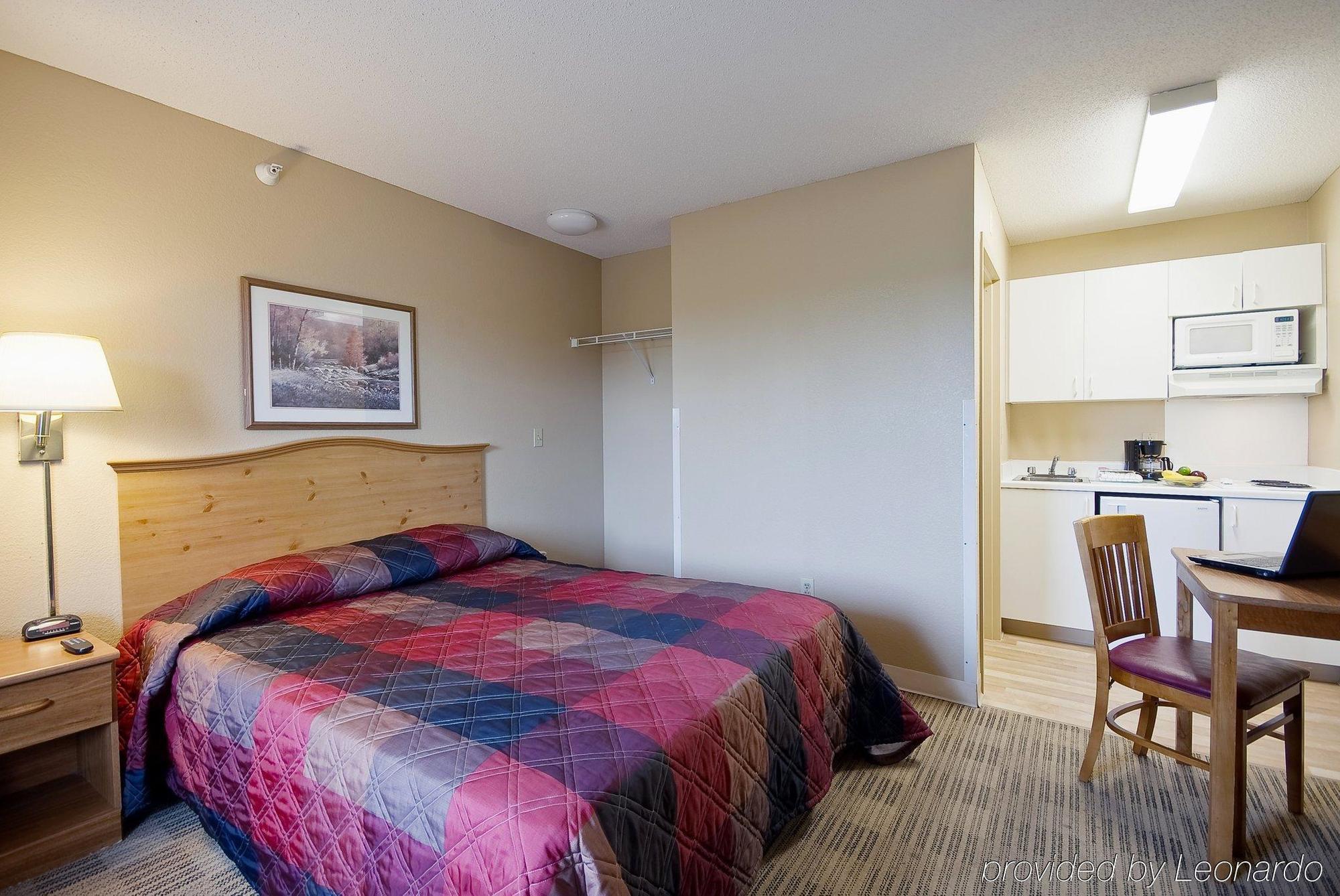 Hometowne Studios By Red Roof Denver - Glendale/ Cherry Creek מראה חיצוני תמונה