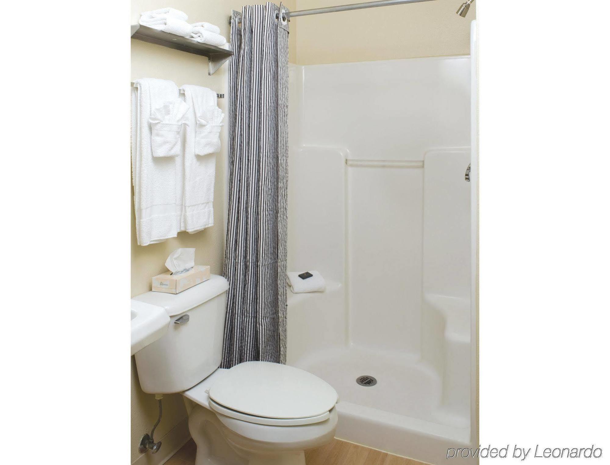 Hometowne Studios By Red Roof Denver - Glendale/ Cherry Creek מראה חיצוני תמונה